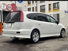 Сүрөт унаа Honda Stream