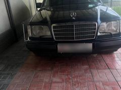 Сүрөт унаа Mercedes-Benz W124