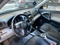 Сүрөт унаа Toyota RAV4