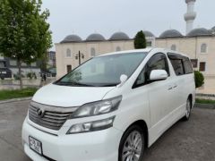 Фото авто Toyota Alphard