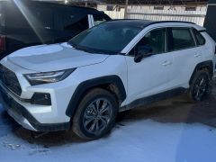 Сүрөт унаа Toyota RAV4