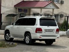 Photo of the vehicle Lexus LX