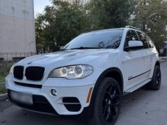 Photo of the vehicle BMW X5