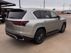 Сүрөт унаа Lexus LX