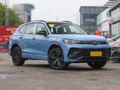 Фото авто Volkswagen Tiguan