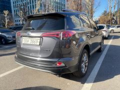 Сүрөт унаа Toyota RAV4