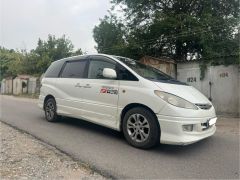 Фото авто Toyota Estima