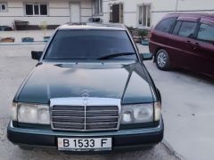 Сүрөт унаа Mercedes-Benz W124