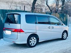 Фото авто Honda Stepwgn