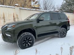 Photo of the vehicle Lexus GX