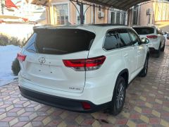 Сүрөт унаа Toyota Highlander