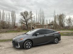 Фото авто Toyota Prius