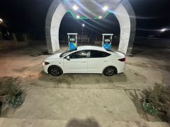 Сүрөт унаа Hyundai Elantra