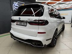 Photo of the vehicle BMW X7