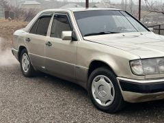 Photo of the vehicle Mercedes-Benz W124