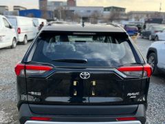 Photo of the vehicle Toyota RAV4