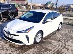 Фото авто Toyota Prius