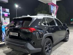 Сүрөт унаа Toyota RAV4