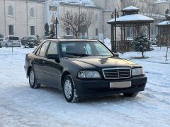 Фото авто Mercedes-Benz C-Класс