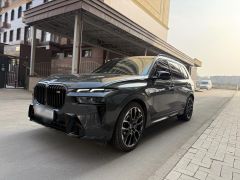 Photo of the vehicle BMW X7