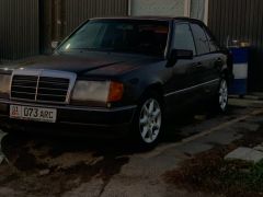 Сүрөт унаа Mercedes-Benz W124