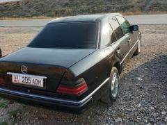 Фото авто Mercedes-Benz W124