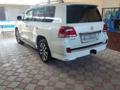 Сүрөт унаа Toyota Land Cruiser