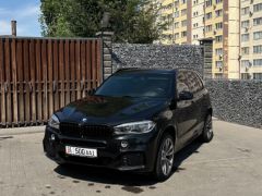 Photo of the vehicle BMW X5