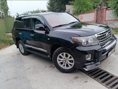 Сүрөт унаа Toyota Land Cruiser