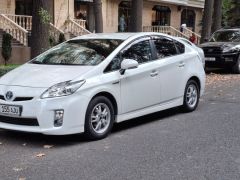 Фото авто Toyota Prius