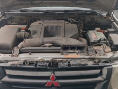 Сүрөт унаа Mitsubishi Pajero