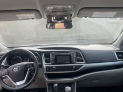 Сүрөт унаа Toyota Highlander