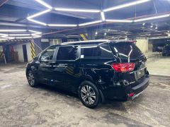 Сүрөт унаа Kia Carnival