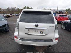 Photo of the vehicle Lexus GX