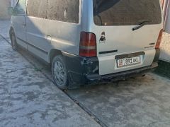 Сүрөт унаа Mercedes-Benz Vito