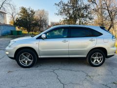 Photo of the vehicle Lexus RX