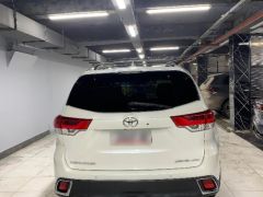 Сүрөт унаа Toyota Highlander