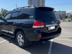 Photo of the vehicle Toyota Land Cruiser