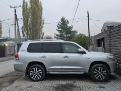 Сүрөт унаа Toyota Land Cruiser