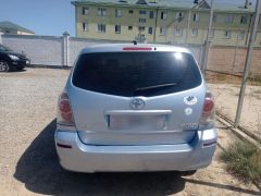 Сүрөт унаа Toyota Corolla Verso