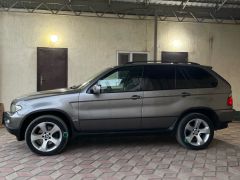 Photo of the vehicle BMW X5