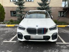 Photo of the vehicle BMW X5