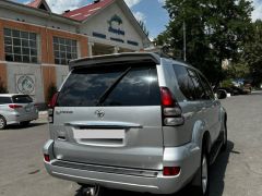 Сүрөт унаа Toyota Land Cruiser Prado