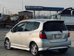 Фото авто Honda Jazz