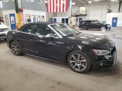 Photo of the vehicle Audi S5