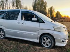 Photo of the vehicle Toyota Alphard