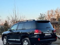 Сүрөт унаа Toyota Land Cruiser