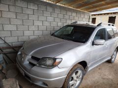 Сүрөт унаа Mitsubishi Outlander