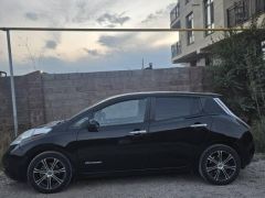 Сүрөт унаа Nissan Leaf