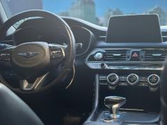 Photo of the vehicle Genesis G70